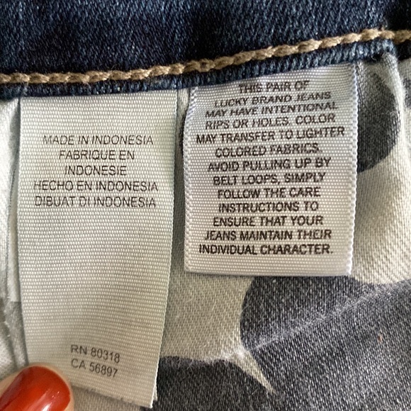 Lucky Brand Brigitte Skinny High Rise Raw Hem size 8 / 29 Medium Wash - Picture 12 of 13